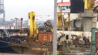 Shoreway dredger
