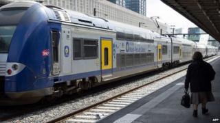 Stationary train in Lille, France, 13 Jun 14