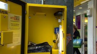 Heart defibrillator stolen from a street in Derby