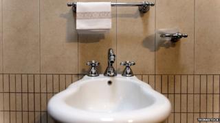 Bidet with towel rail