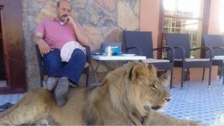 Hashmat Karzai with his lion