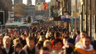 Edinburgh shoppers