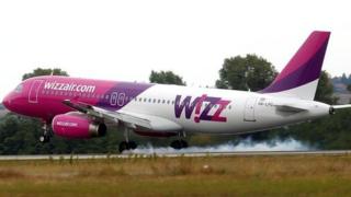 Wizz Air plane
