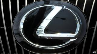 Lexus car badge
