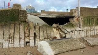Lowestoft beach seawall