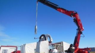 Sediment cores being retrieved from the sub-glacial Lake Whillans