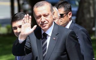 Recep Tayyip Erdogan arrives for cabinet meeting (25 August)