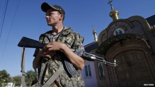 Pro-Russian separatist in eastern Ukrainian town of Ilovaysk. 5 Sept 2014