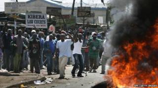 Kiberia residents riot over Kenyan election result in December 2007