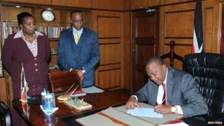 Kenya's President Uhuru Kenyatta appoints Deputy President William Ruto acting president while he attends the ICC (6 October 2014)