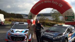 Kris Meeke ac Elfyn Evans