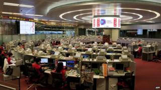 香港証券取引所の取引フロア