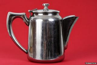 Metal teapot