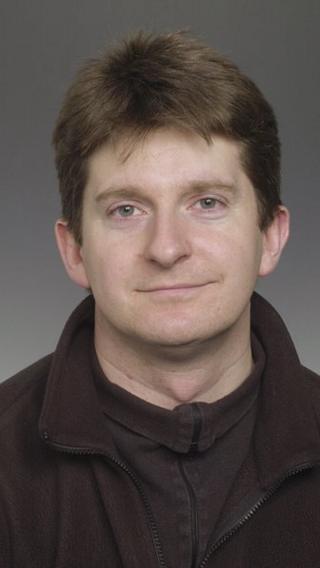 Simon Cumbers