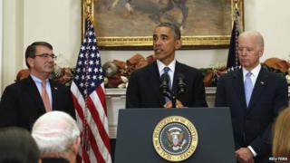 US President Barack Obama (centre), Ashton Carter (left) and Vice President Joe Biden appeared in Washington on 5 December 2014