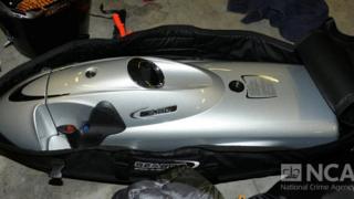 Underwater vehicle