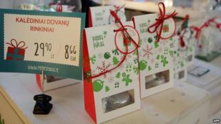 Shop display in Vilnius, 27 Dec 14