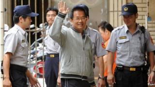 Chen Shui-bian arriving at Taiwan's high court in 2011