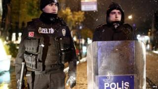 Turkish police at scene after bombing, 6 Jan 15
