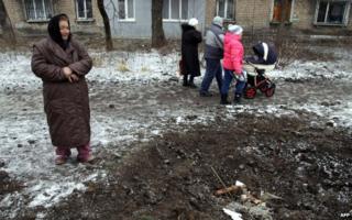 Crater from shell in Makiivka near Donetsk (27 Jan)