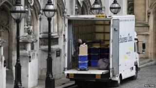 Removal company outside Westminster