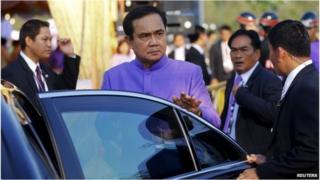 Gen Prayuth Chan-ocha in Bangkok (1 April 2015)