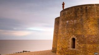 Antony Gormley sculpture