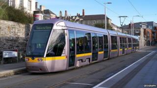 Luas red line