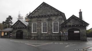 Llys Ieuenctid Dolgellau