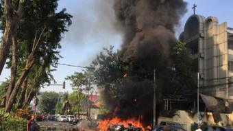 Pengeboman di Gereja Pantekosta, Surabaya, Minggu (13/05).