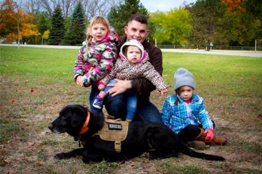 Jeff De Young, Cena and his three daughters