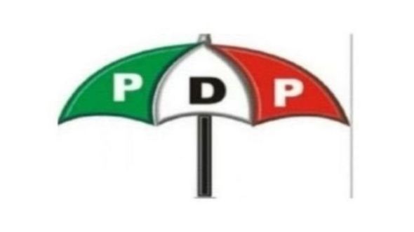 PDP ta ce yakamata gwamnatin APC ta fito ta fayyace gaskiya game da sace 'yan matan sakadiren Dapchi a jihar Yobe