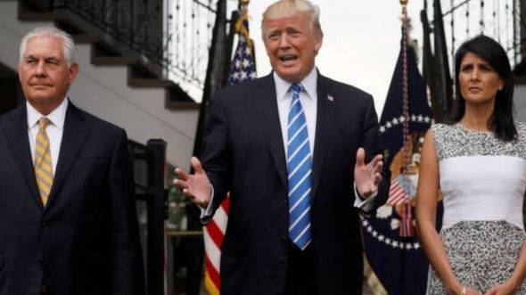 Shugaba Donald Trump a tsakiya