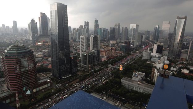 Obama mengaku terkejut ketika kembali mendarat di Jakarta. 