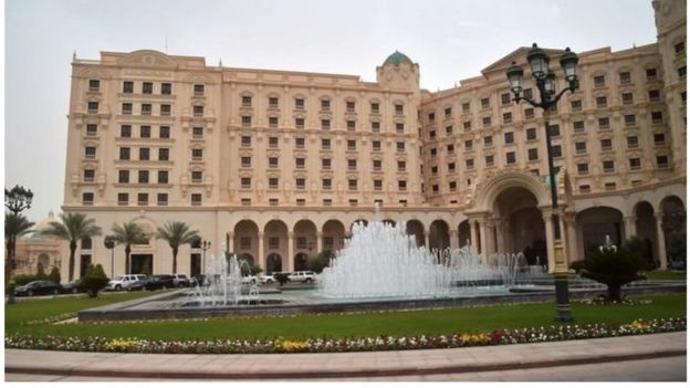 فندق ريتز كارلتون الرياض