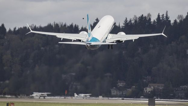 Boeing 737 Max 9 taking off