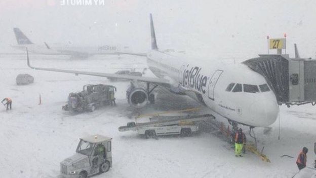 La nevada en el aeropuerto JFK de Nueva York