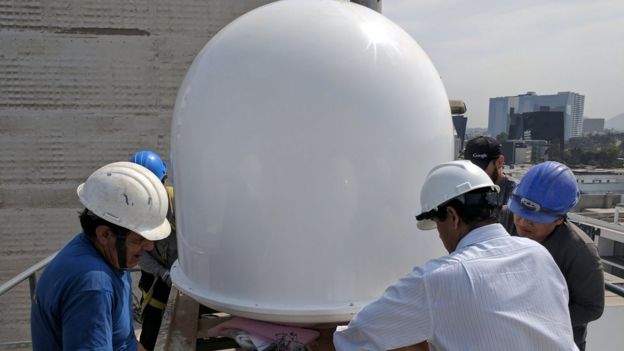 Ground stations were set up to provide an internet connection to the balloons - which could then spread the connectivity further