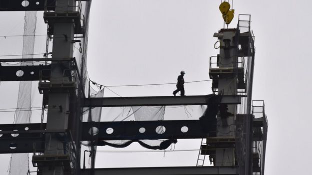 El escándalo de Kobe Steel, la empresa japonesa que le vendió metales falsificados a General Motors, Boeing, Toyota (y otras 500 empresas) _98249030_gettyimages-623077878
