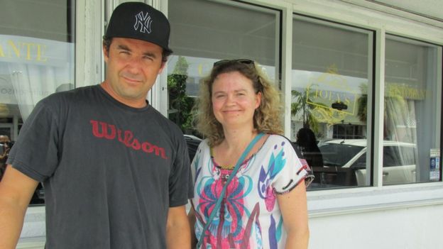 Cedric y su familia vinieron de Francia. Es su primera vez en Wynwood.
