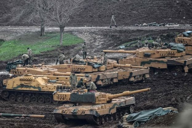 Hassa'da Suriye sınırı yakınındaki Türk tankları