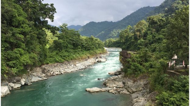 இந்திய-சீன எல்லை சர்ச்சையில் சாட்சியாக வாழும் மக்கள் சொல்லும் கதை