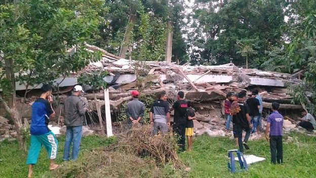 Casa destrozada en Aceh