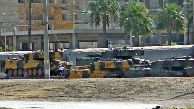 Türkiye-Suriye sınırındaki Türk zırhlıları