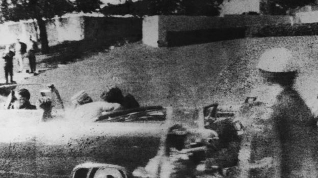 Tổng thống JF Kennedy bị ám sát ngày 22/11 cũng trong năm 1963