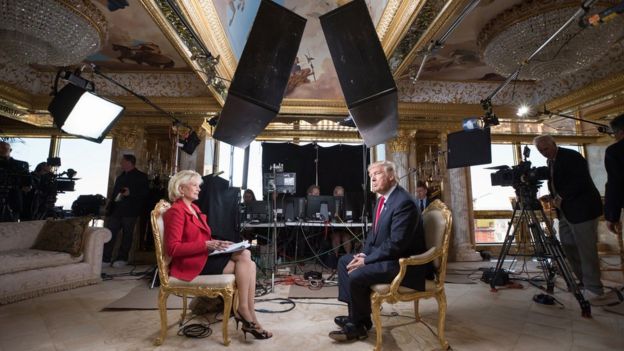 Entrevista de Lesley Stahl a Donald Trump en su casa.