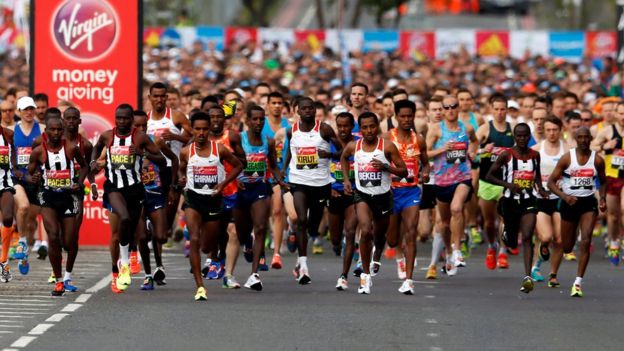 Start of the Elite men's marathon