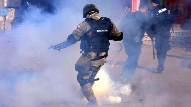 துனிசியா போராட்டம்