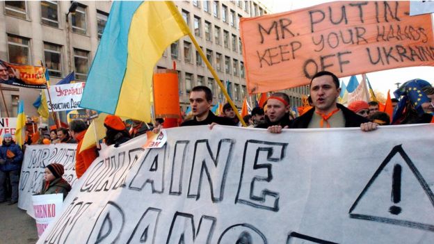 Protestas contra Rusia en Ucrania.