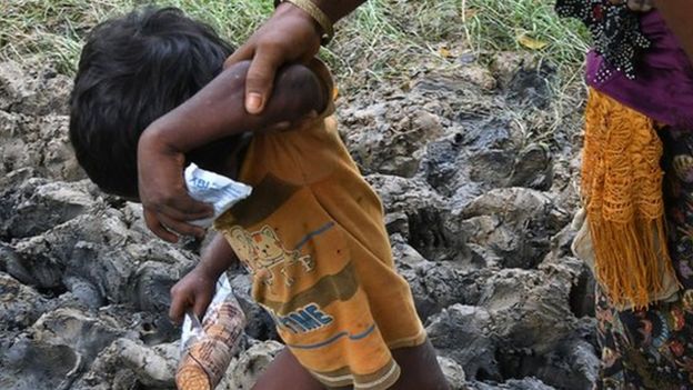পালিয়ে আসা রোহিঙ্গাদের একটা বড় অংশ নারী ও শিশু